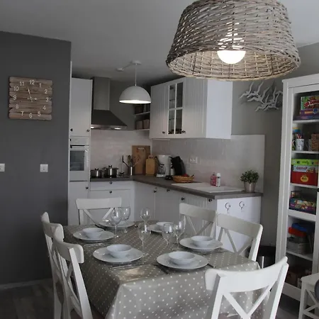 Plaisirs Du Bord De Mer Apartament *